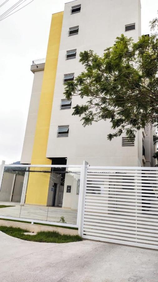 Apto Centro Ubatuba Com Varanda Gourmet, Suite E Piscina Екстер'єр фото