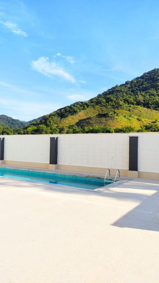 Apto Centro Ubatuba Com Varanda Gourmet, Suite E Piscina Екстер'єр фото
